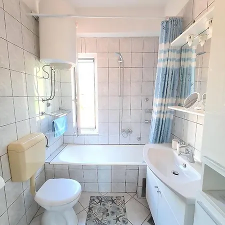 Apartment Mentha Kastela